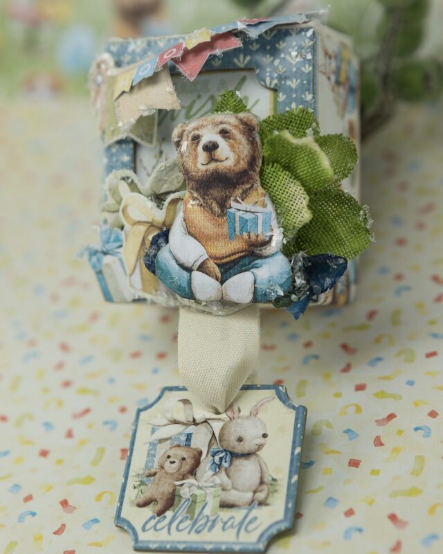 Hip Hip HOoray Tiny Calendar, bear, pull, ribbon